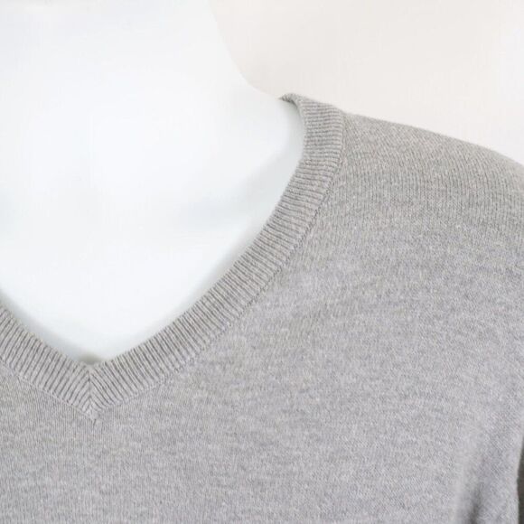 St. John's Bay Gray V-Neck XL Sweater Pullover Cotton Acylic Long‎ Sleeve - Picture 2 of 10